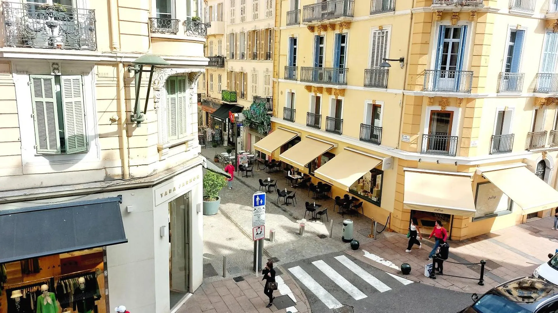 Cannes Rue D'Antibes - 2 Minutes Walk From Beach, Palais Des Festivals, Boulevard De La Croisette - Free Parking - Studio Gray D'Albion